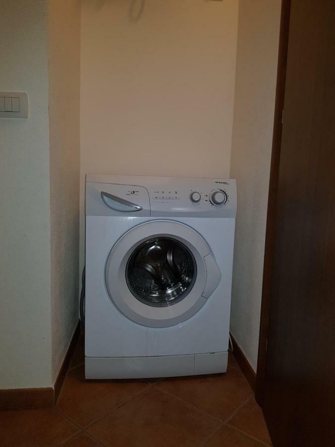 Ferienwohnung Borgo Lu Canali Da Gavino Badesi Exterior foto